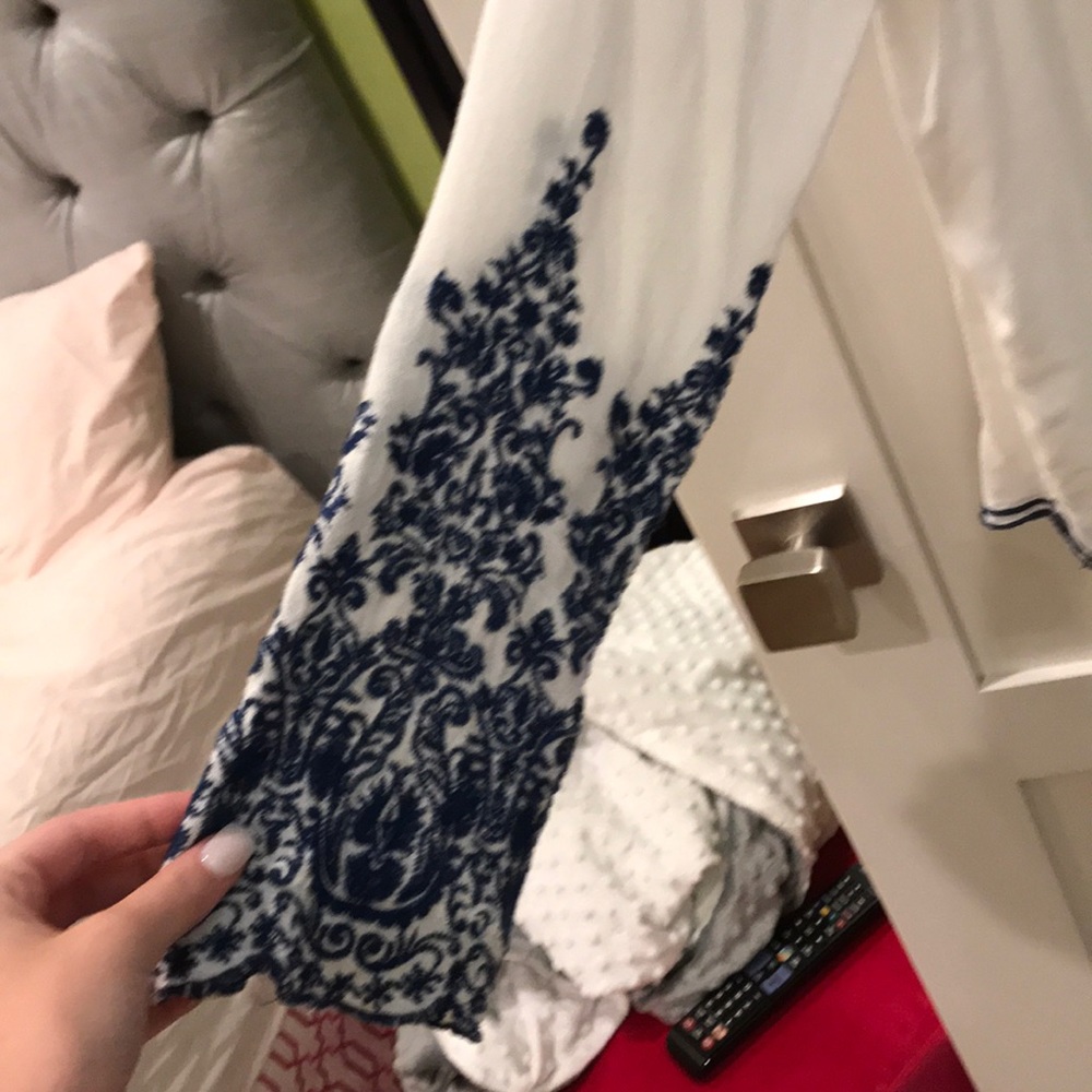 shirt - Picture 2 of 2